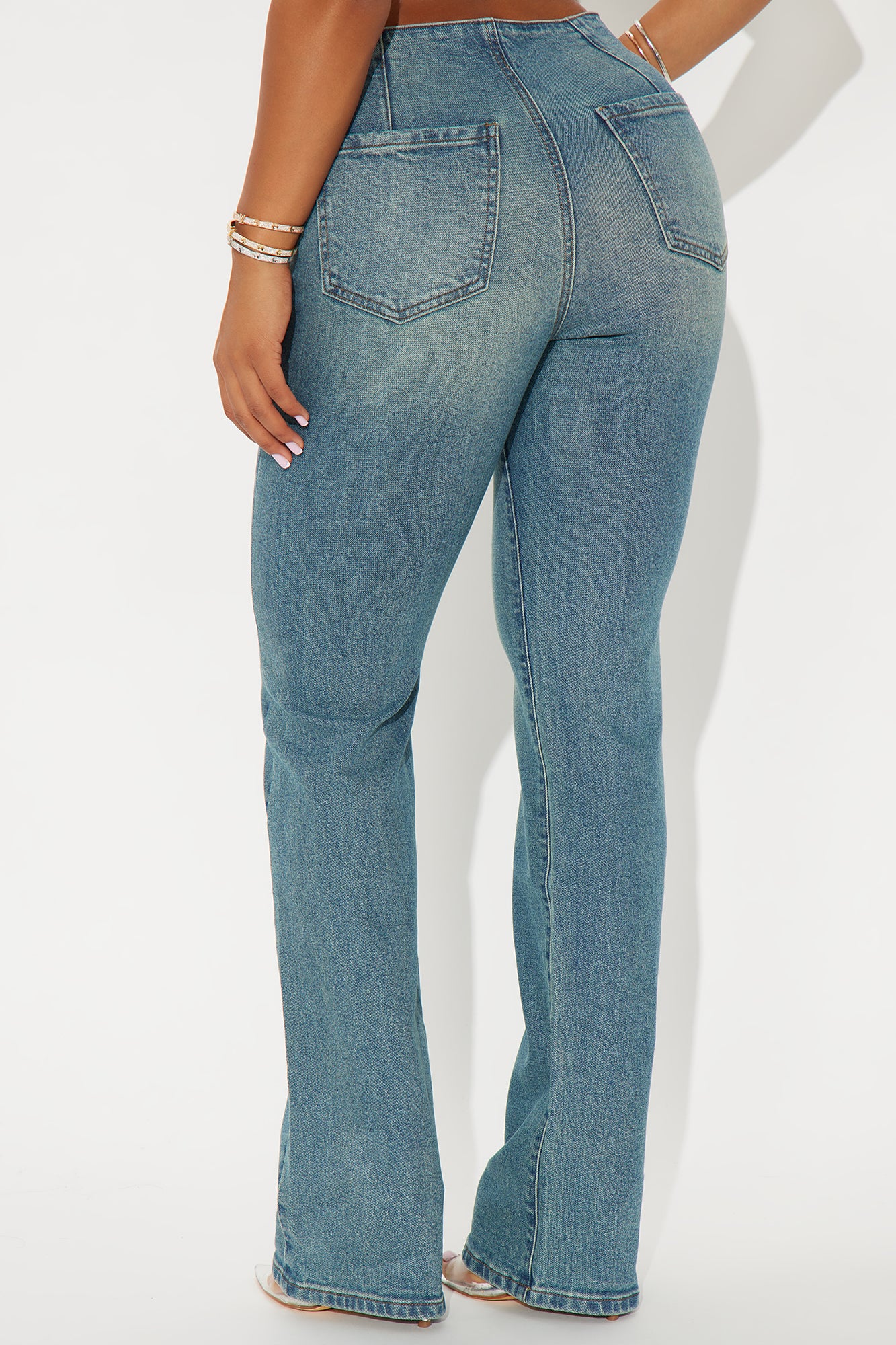A Good Look Stretch Bootcut Jeans - Medium Wash - Image 4