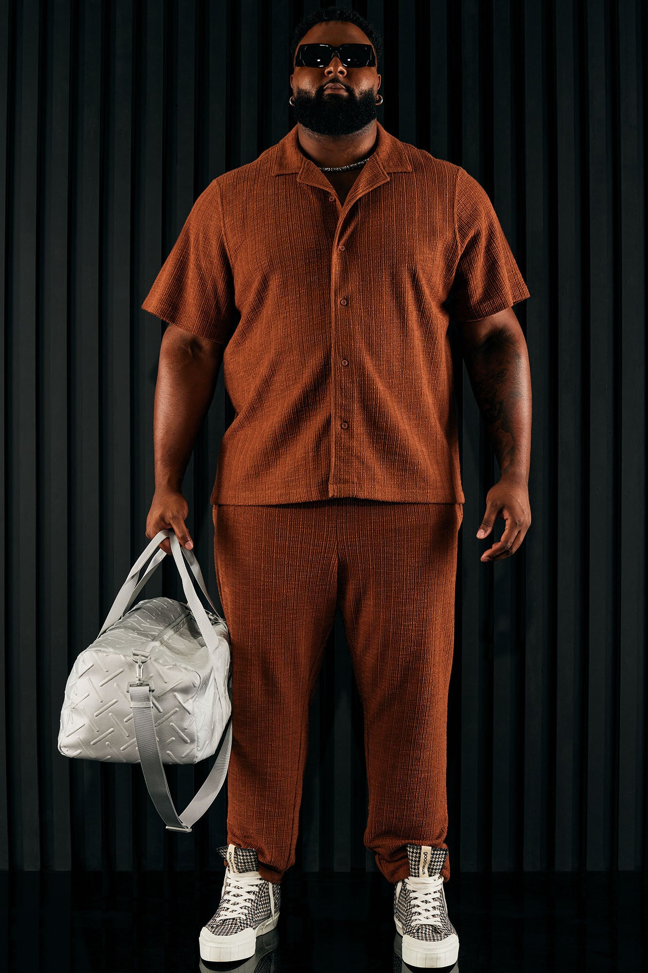 Dean Textured Short Sleeve Button Up Shirt - Chocolate - Image 9
