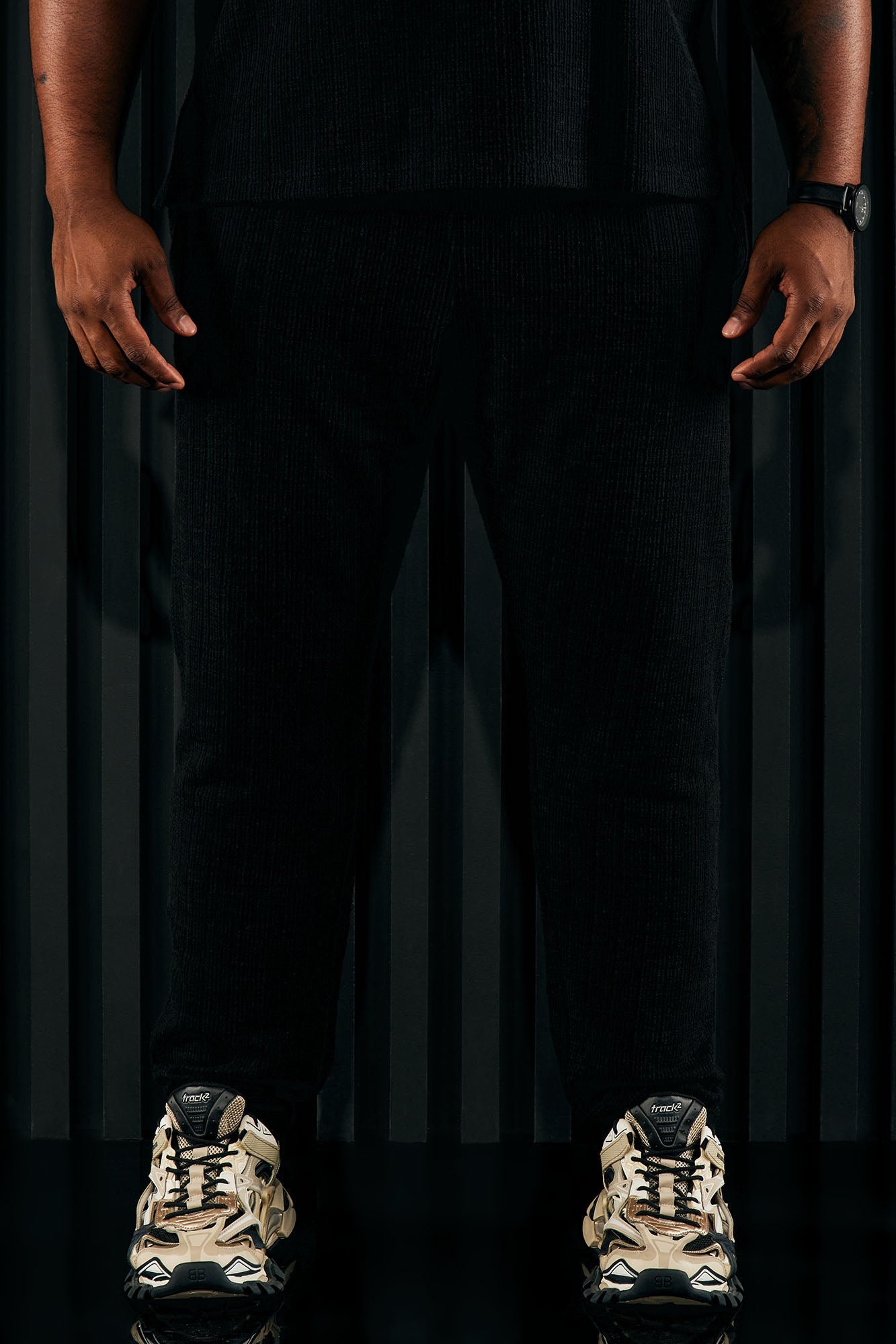 Dean Textured Slim Pants - Black - Image 9