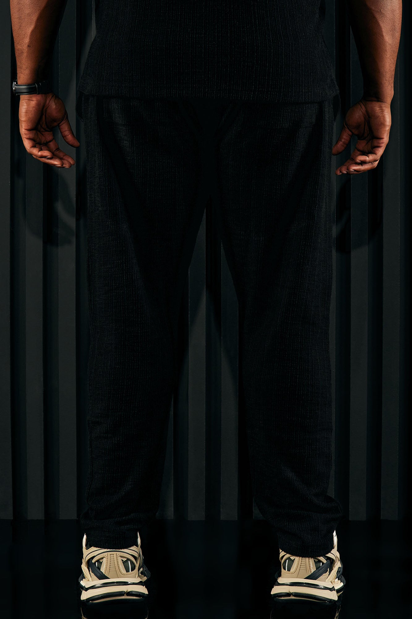 Dean Textured Slim Pants - Black - Image 11