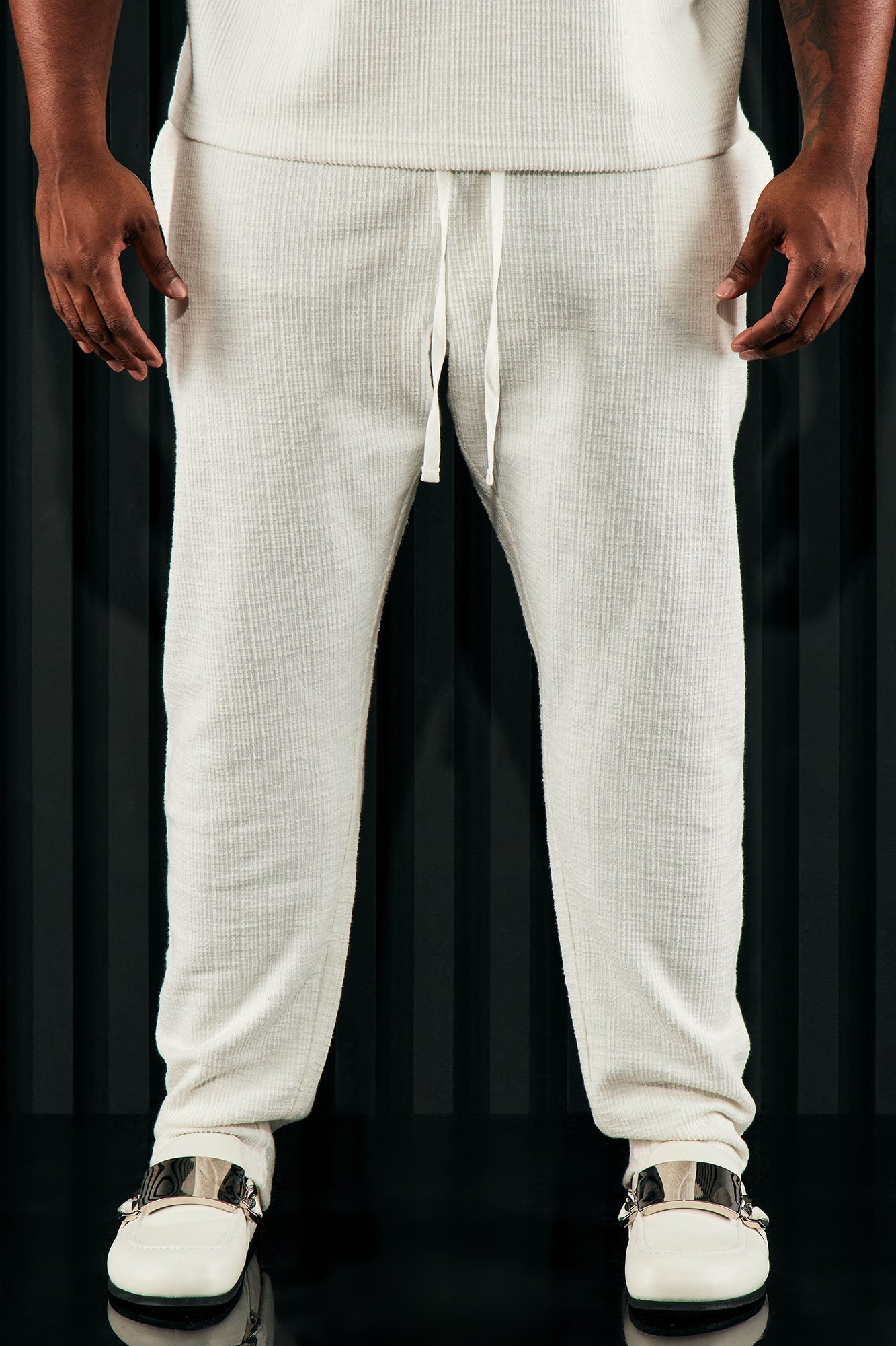 Dean Textured Slim Pants - White - Image 9