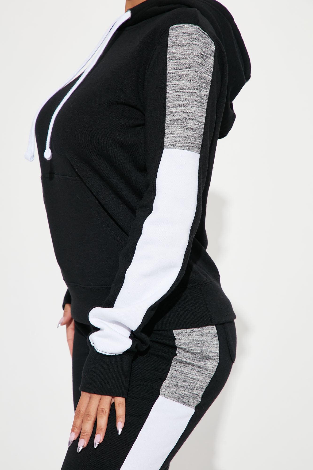 Analissa Pullover Hoodie - Black - Image 3