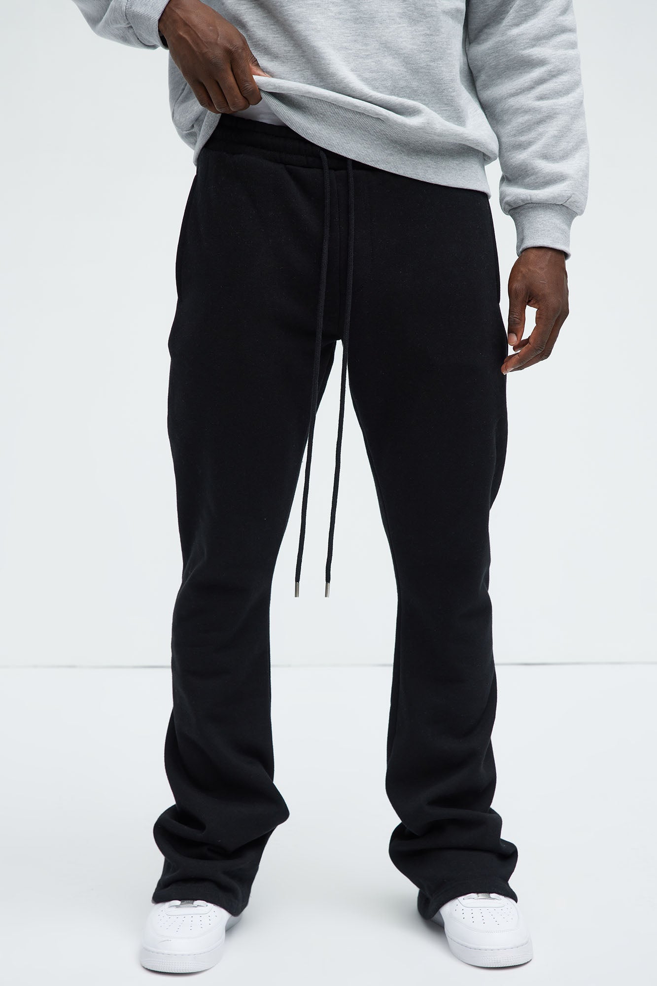 Tyson Skinny Stacked Flare Sweatpant - Black - Image 4