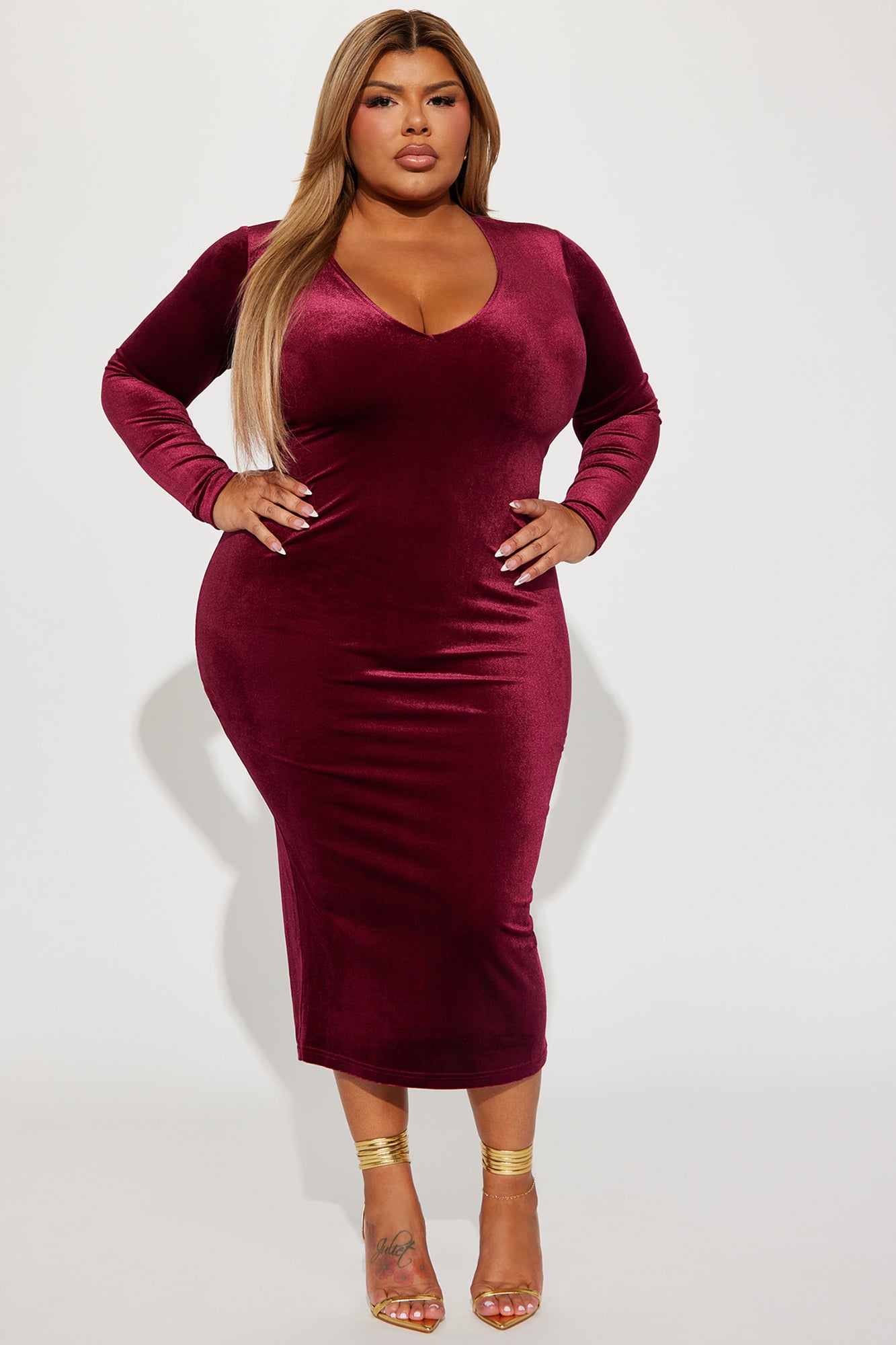 Marie Velvet Midi Dress - Burgundy - Image 4
