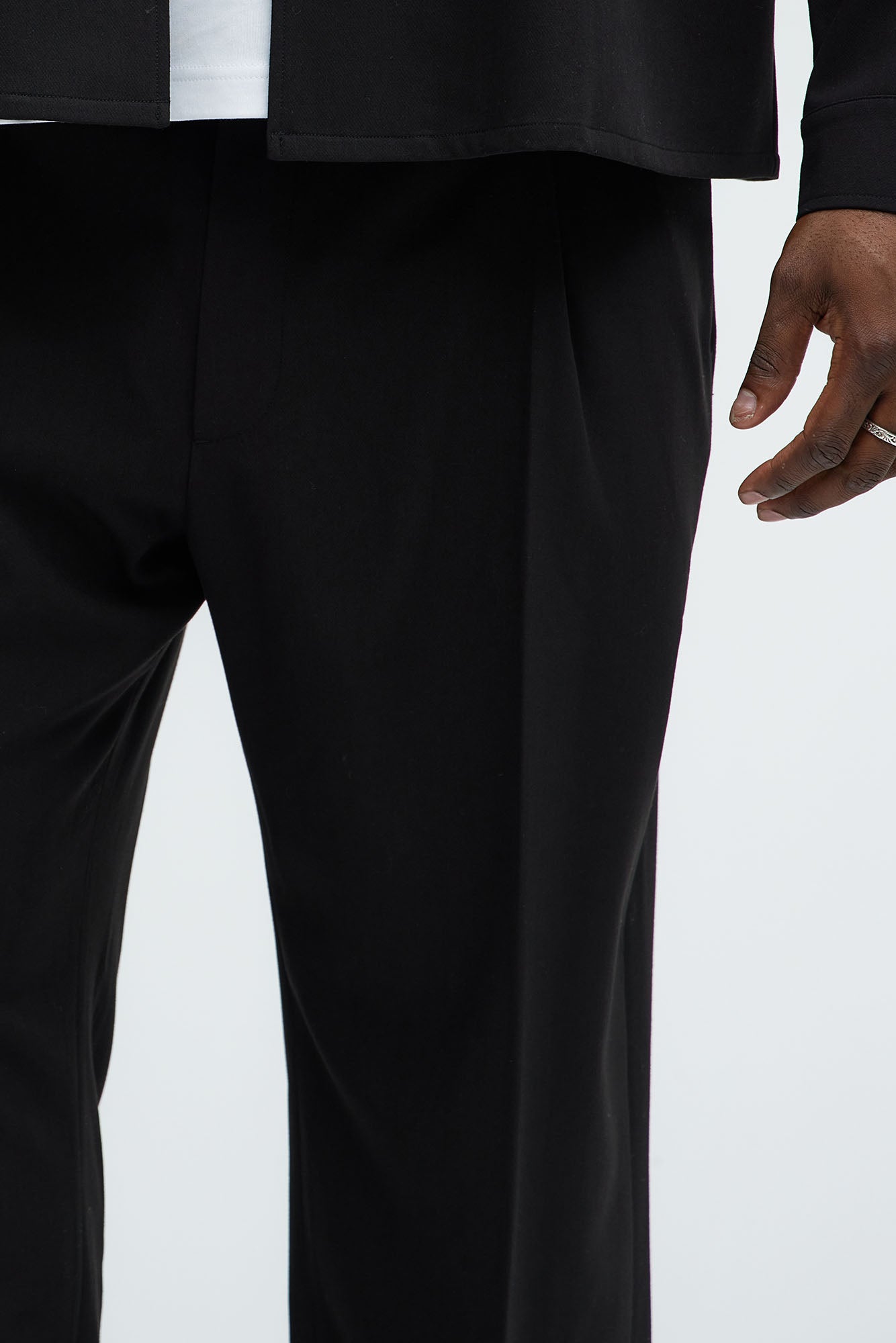 Ronan Relaxed Tapered Trousers - Black - Image 8