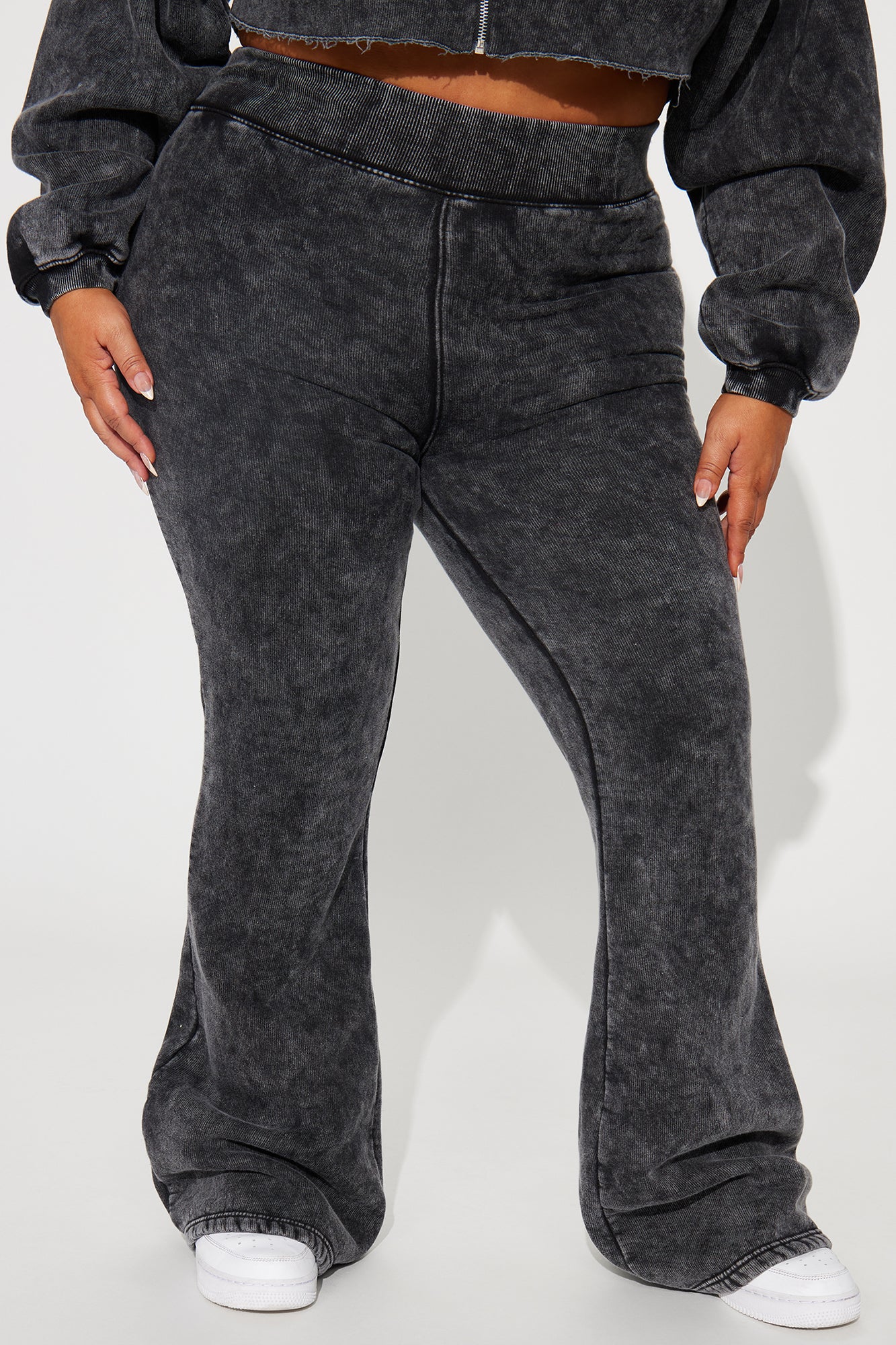 Brooklyn City Washed Sweatpants - Black Wash - Image 7