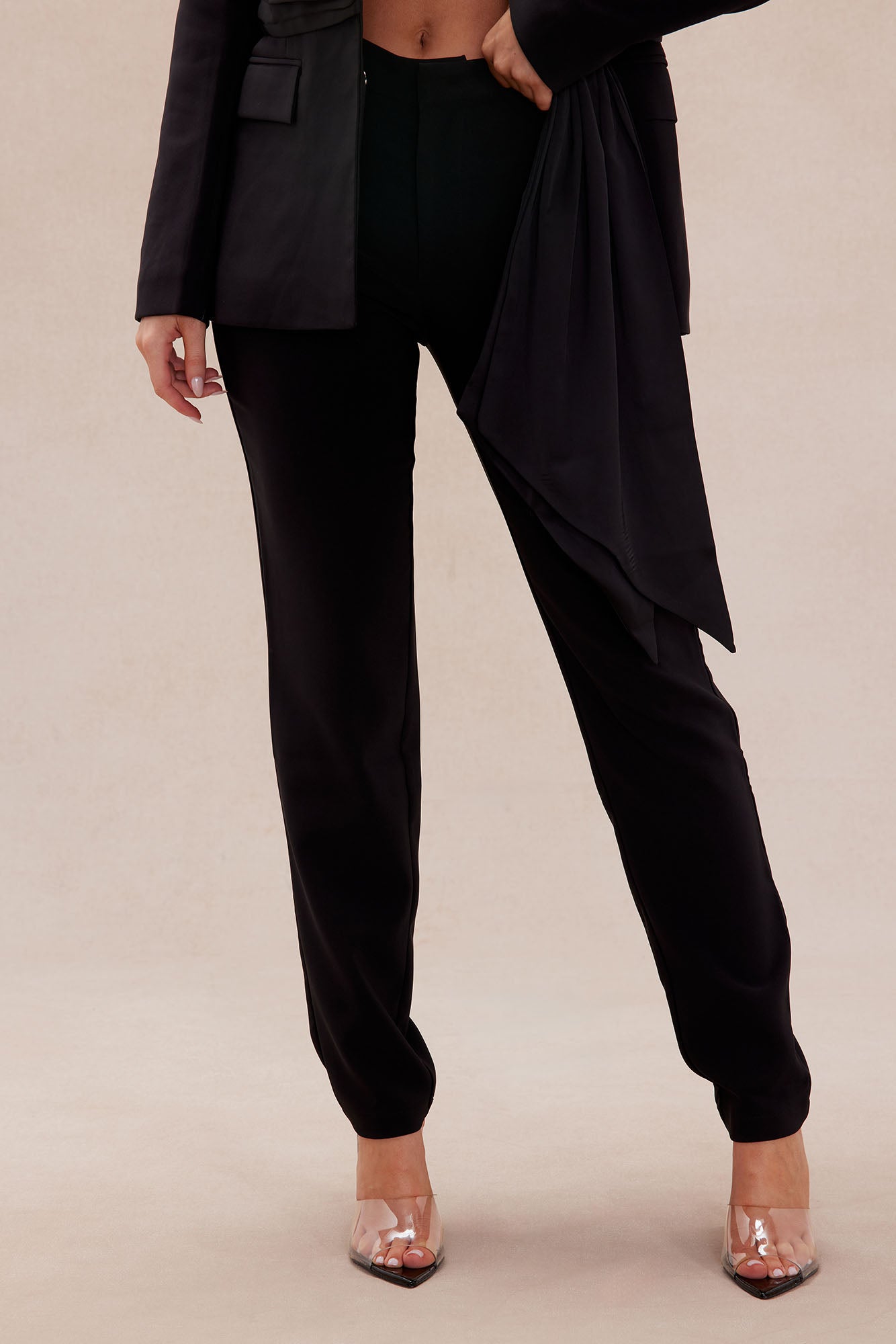 Jenna Bow Blazer Suit Set - Black - Image 4