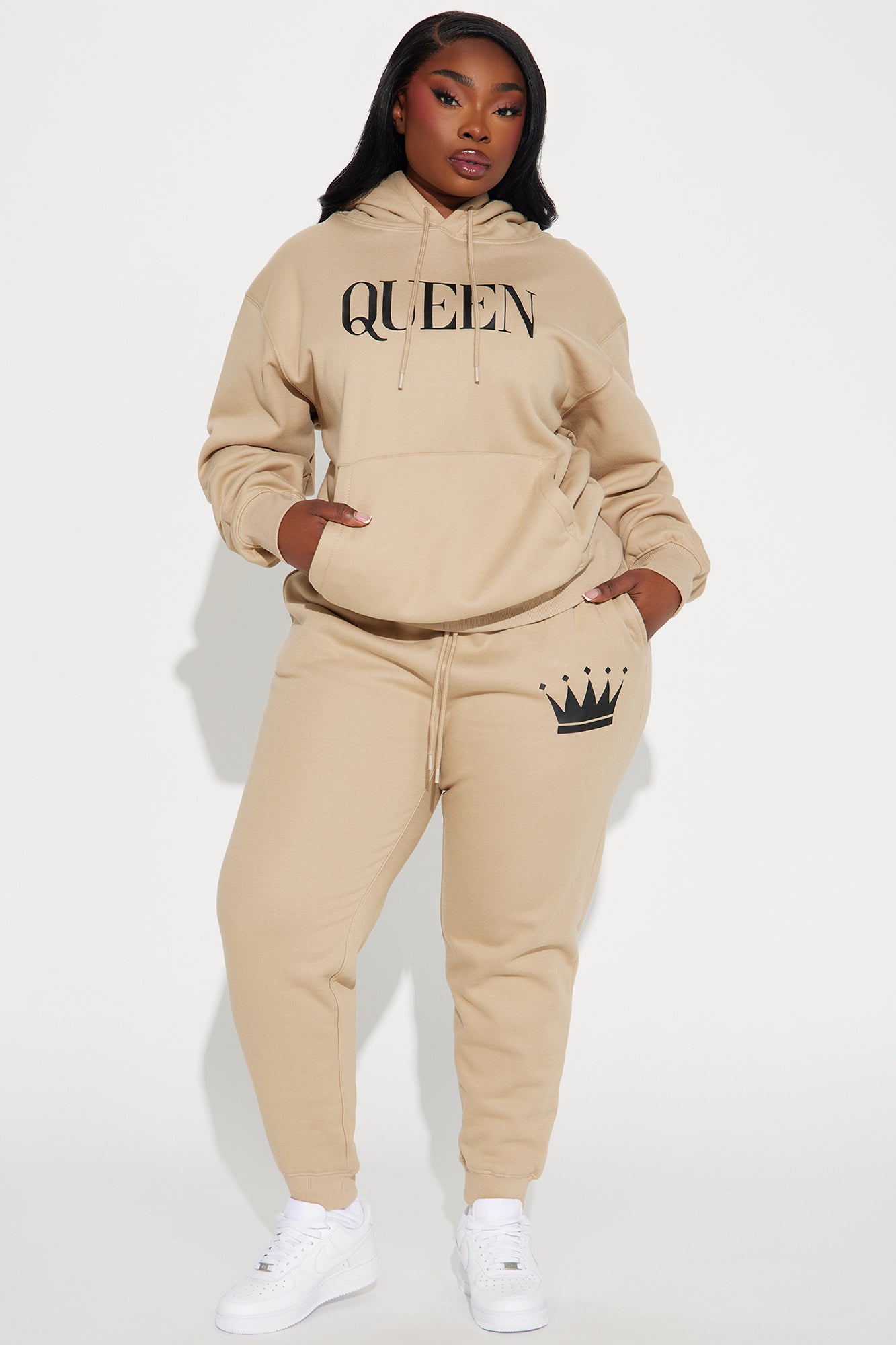 Family Goals Women's Queen Jogger - Taupe - Image 5