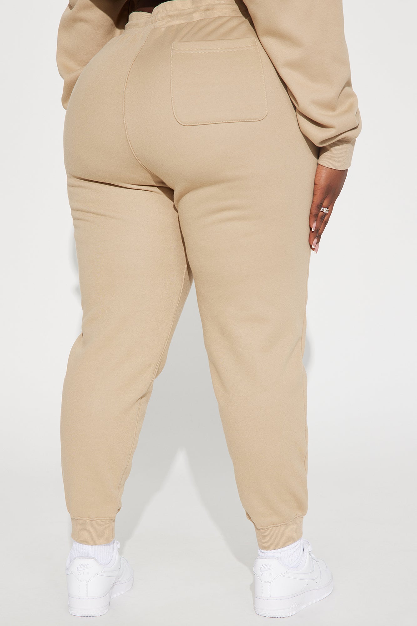 Family Goals Women's Queen Jogger - Taupe - Image 7