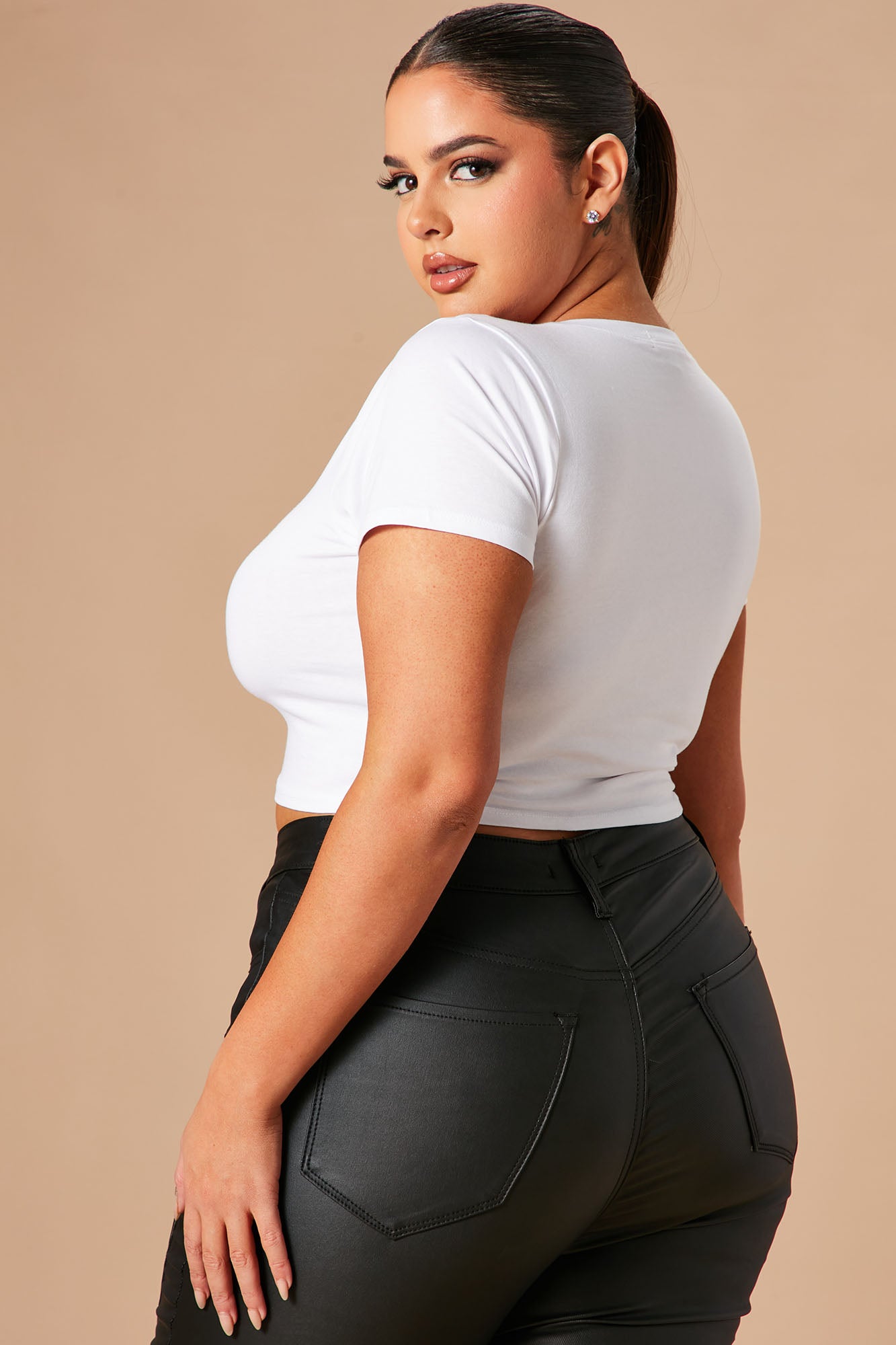 Carly V Neck Crop Tee - White - Image 6