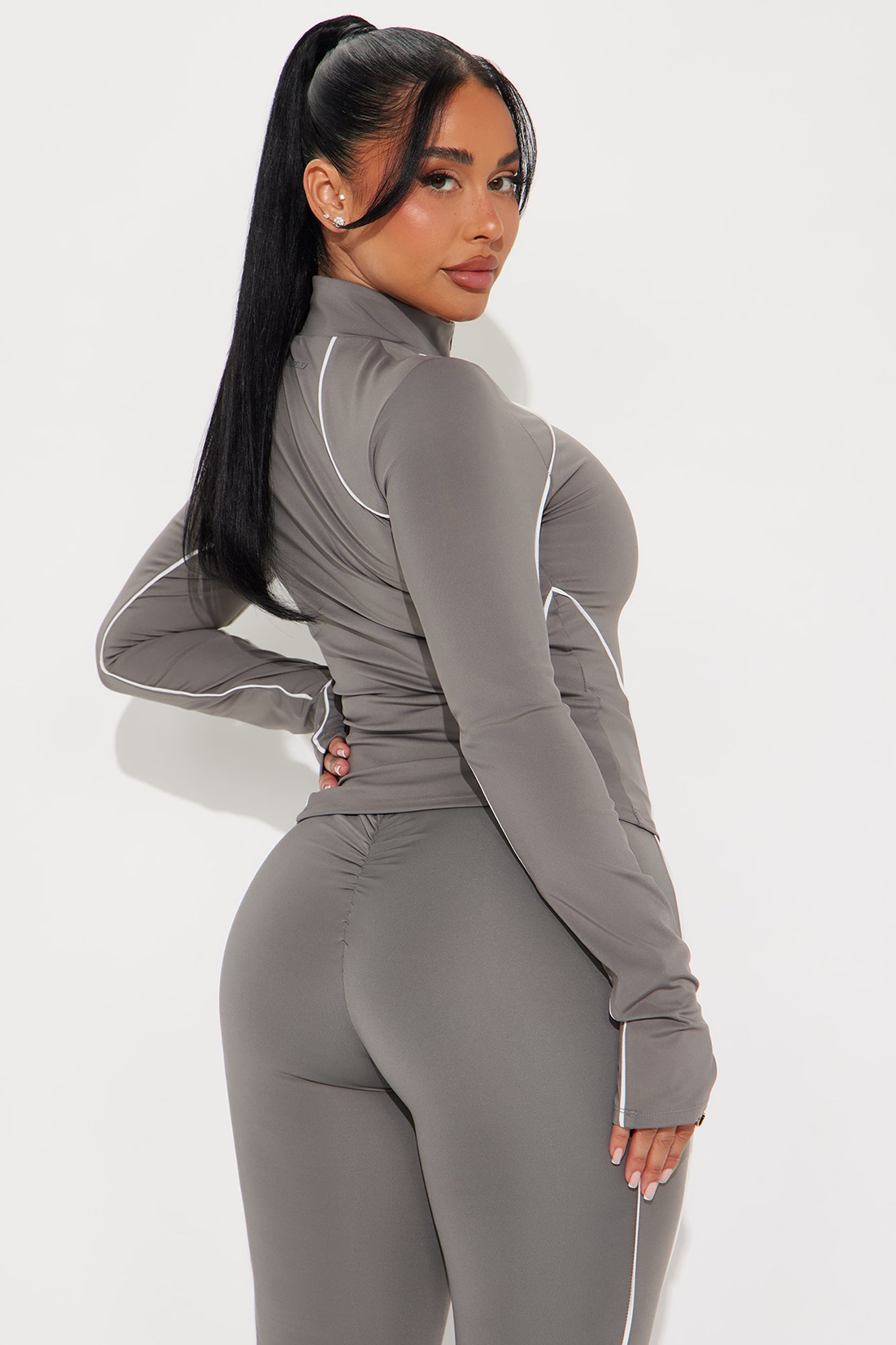 Bike Babe Elevate Active Top - Charcoal - Image 3