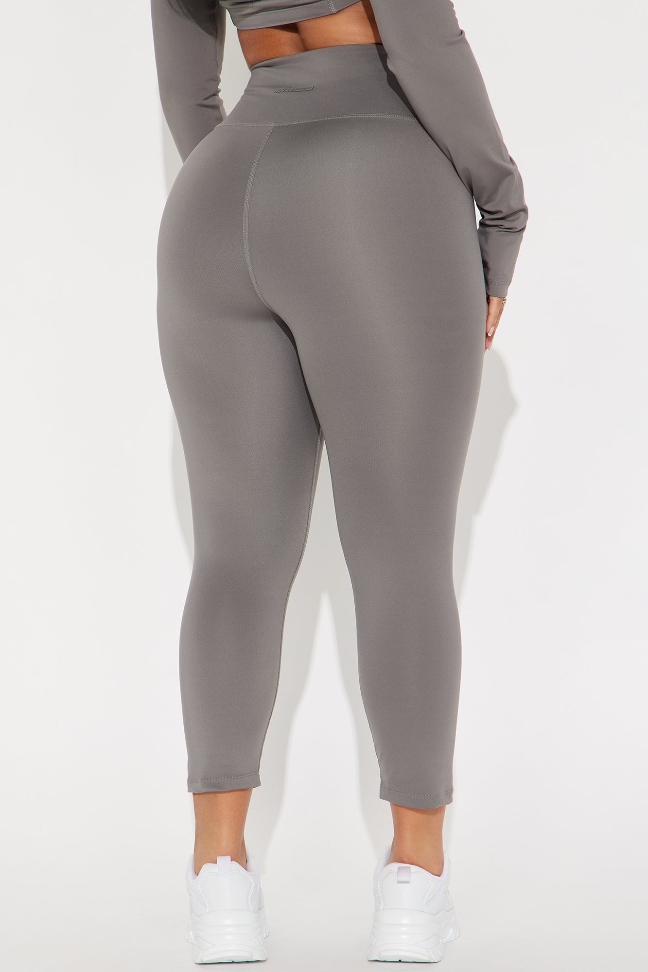 Run It Up Elevate Capri Active Legging - Charcoal - Image 3