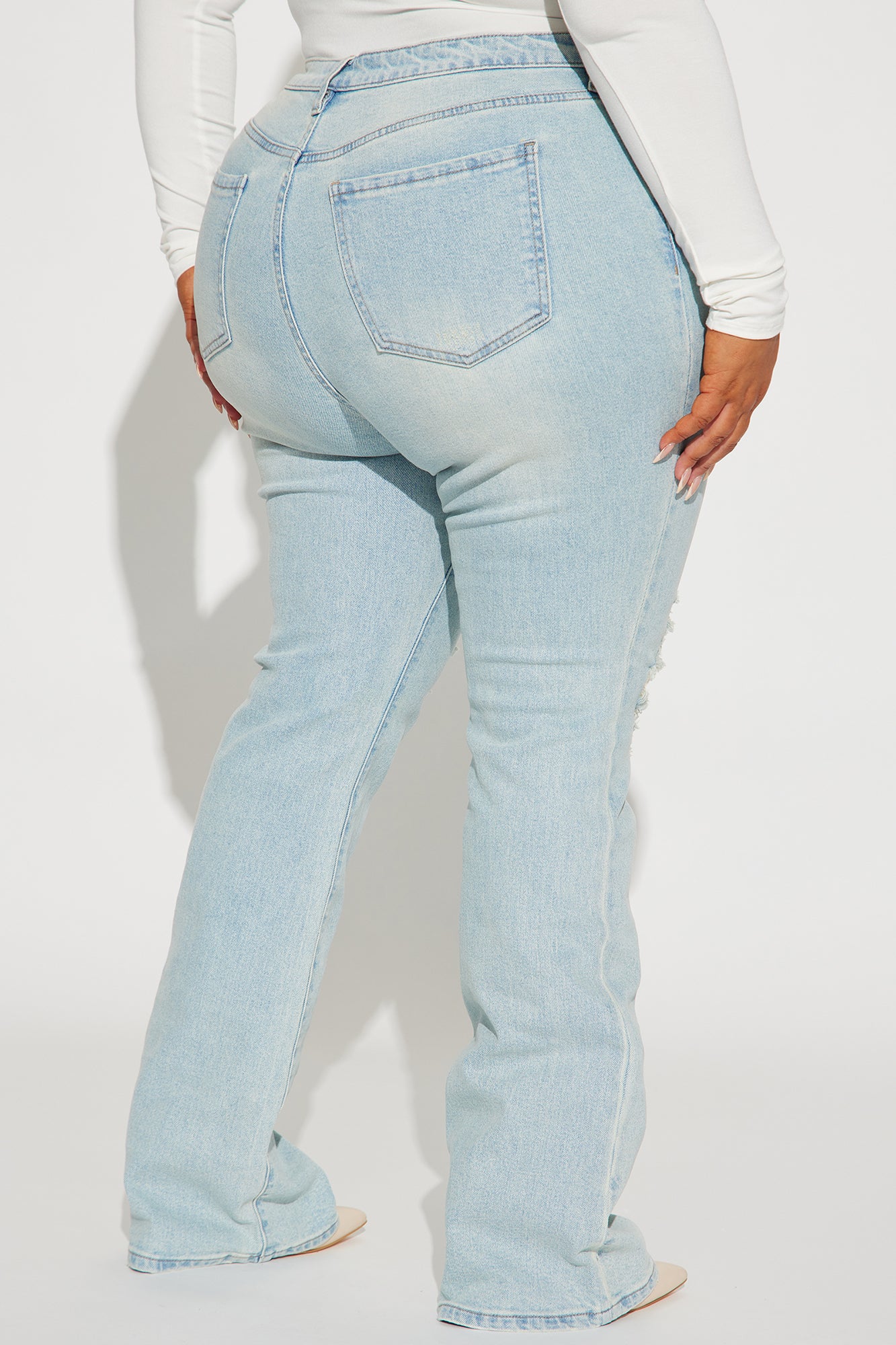 Bullseye Tinted Bootcut Jeans - Light Wash - Image 6