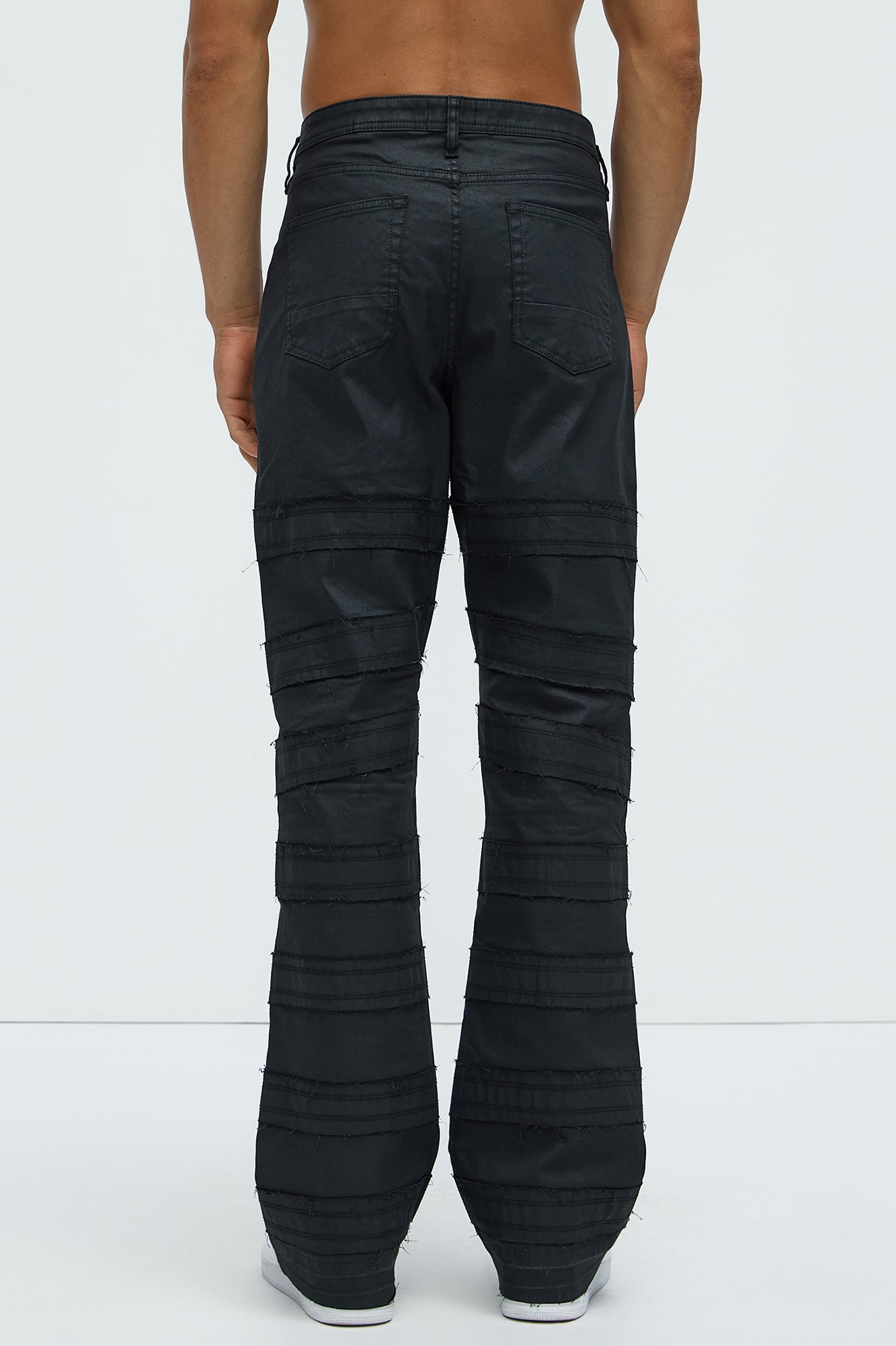 About Fray Stacked Skinny Jeans - Black - Image 5