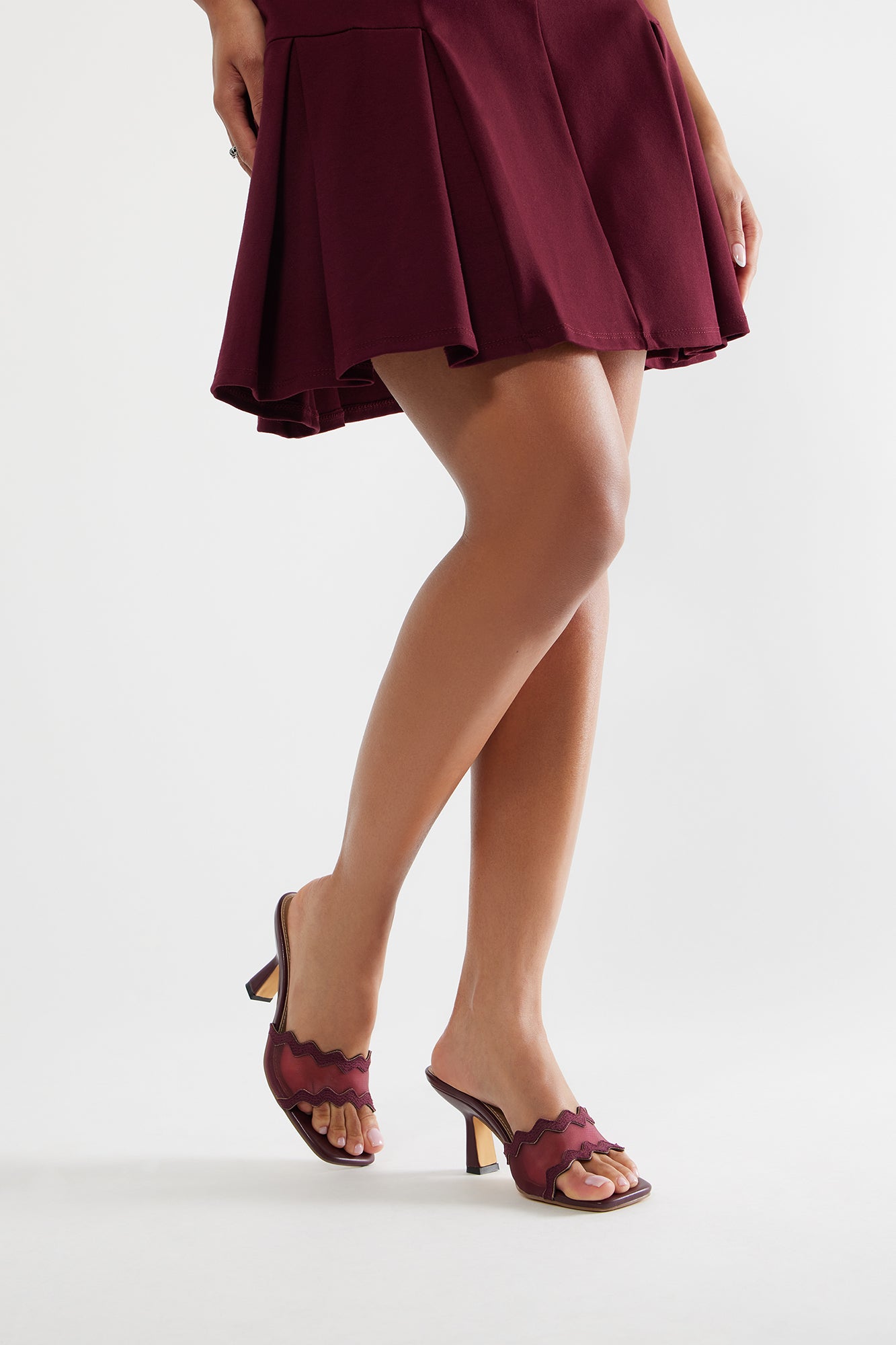 Austine Mesh Mules - Burgundy - Image 4