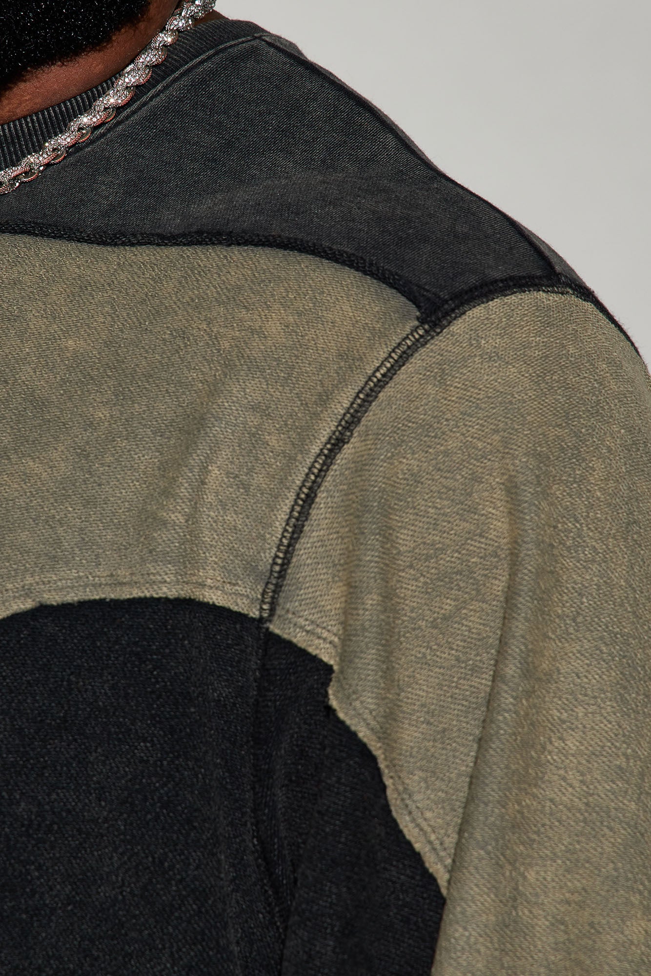 It's A Vibe Crewneck Sweatshirt - Black/combo - Image 6