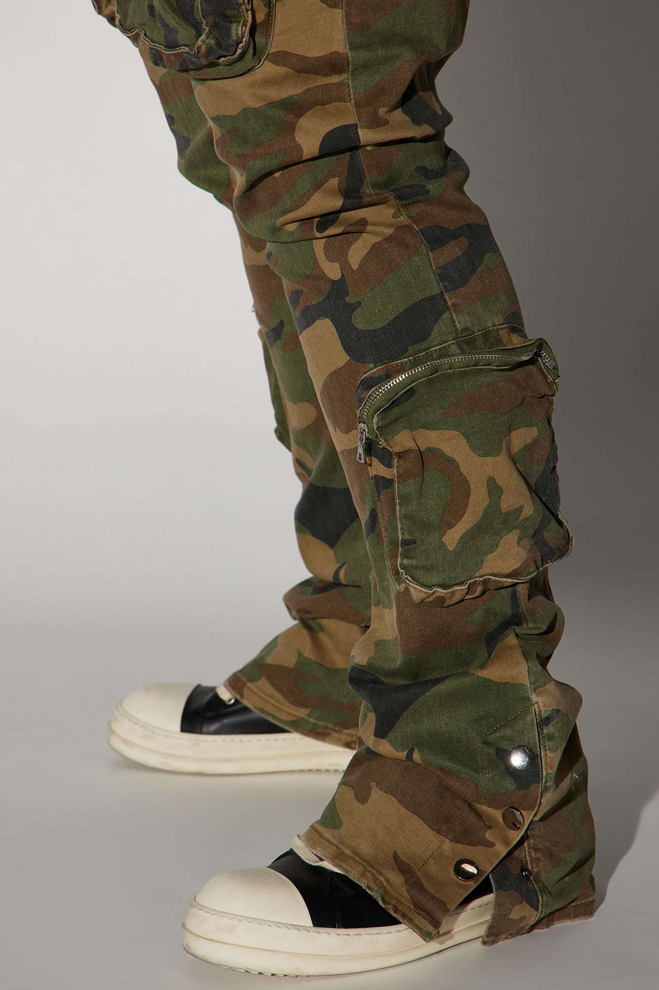 Round Up Stacked Skinny Flare Pants - Camouflage - Image 8
