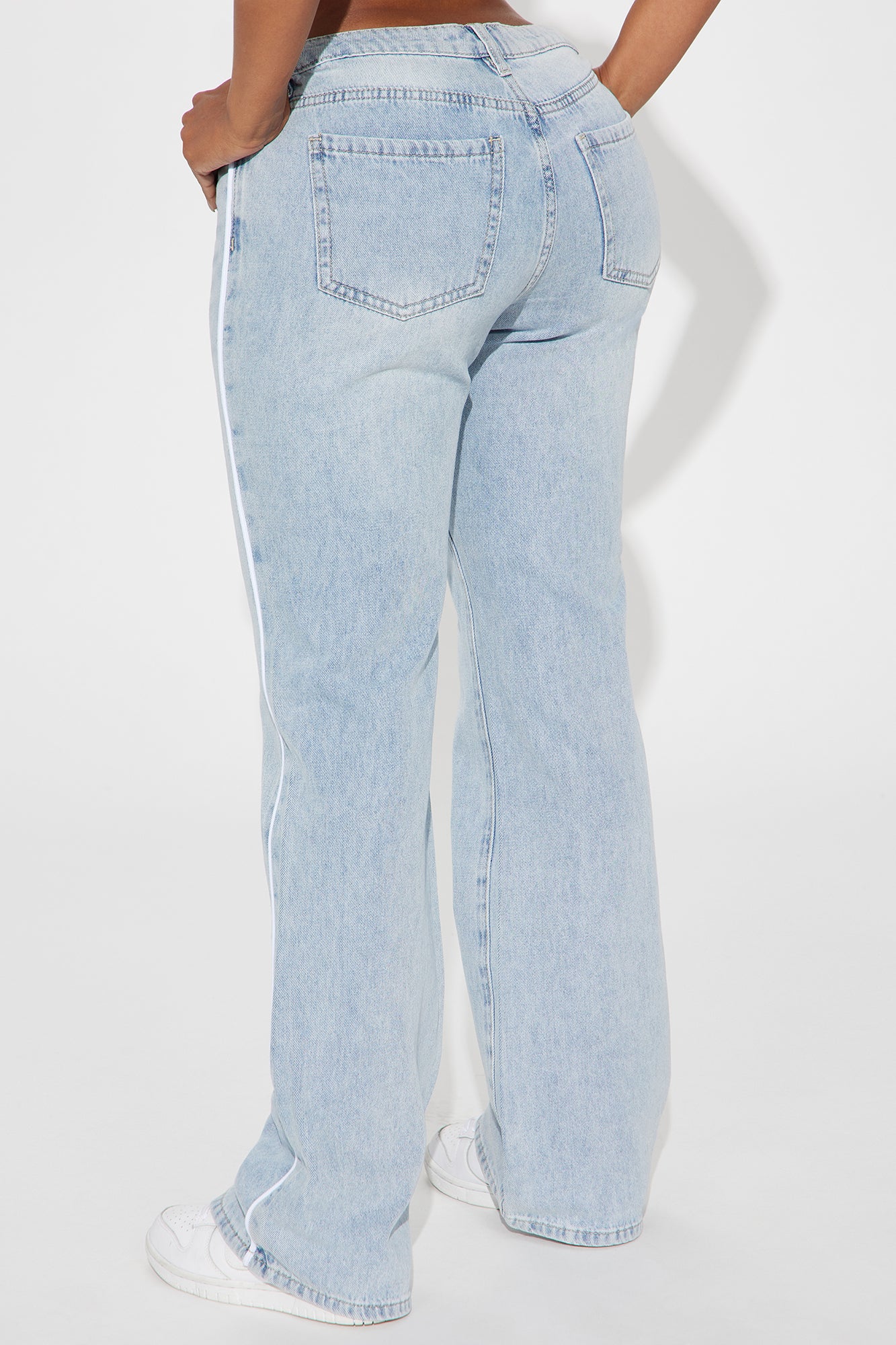 Casual But Cute Non Stretch Straight Leg Jeans - Light Wash - Image 3