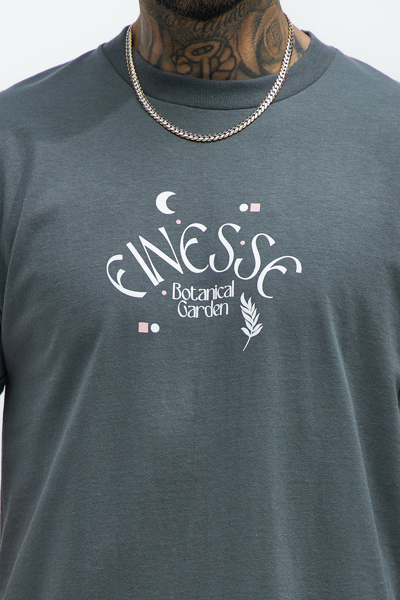 Finesse Botanical Short Sleeve Tee - Grey - Image 4