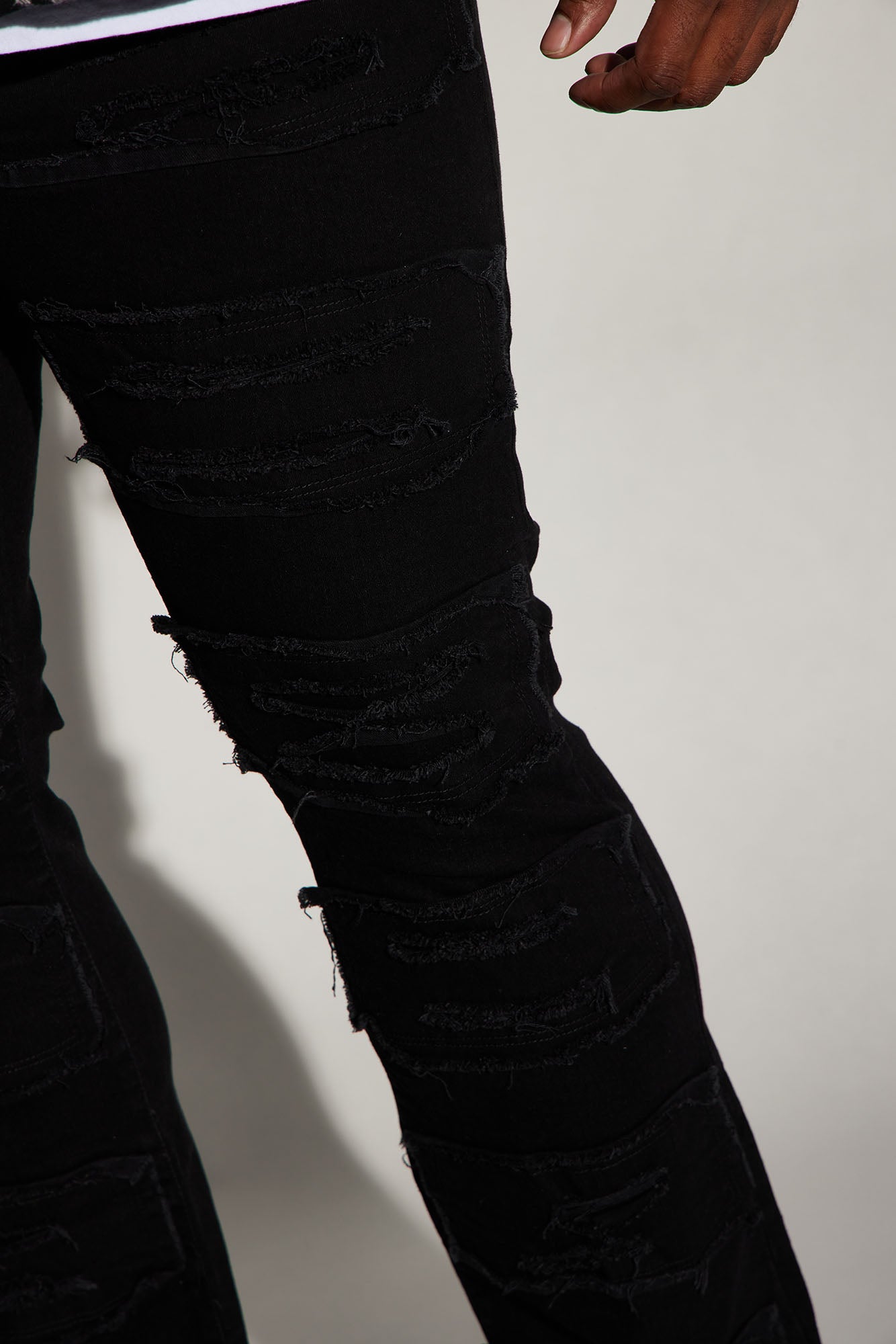 Patch Ripped Stacked Skinny Flare Jeans - Black - Image 7