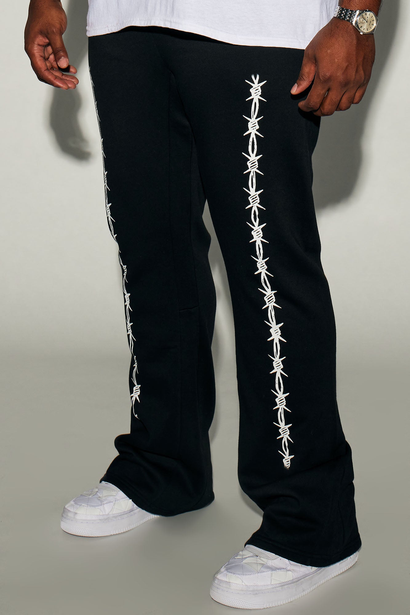 Barbwire Flared Sweatpants - Black - Image 5