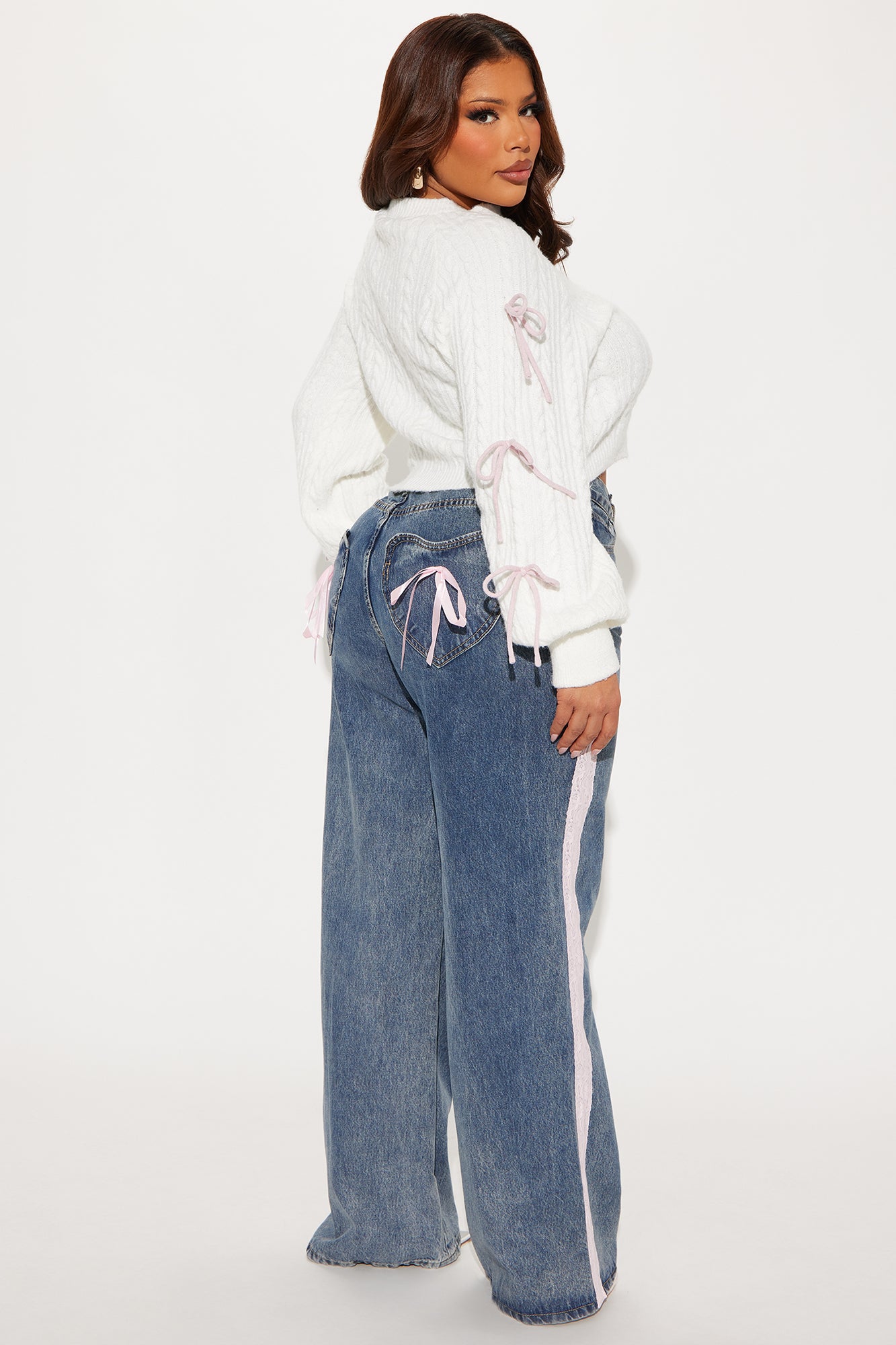 Keep It Sweet Lace Trim Bow Jeans - Light Wash - Image 7