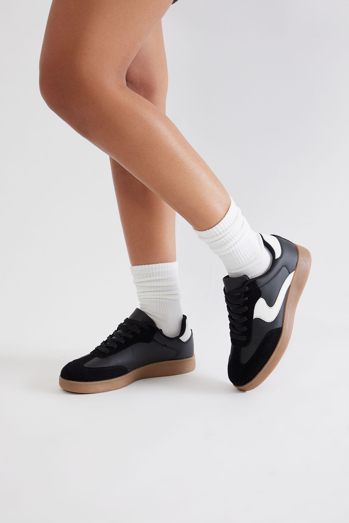 Denali Lace Up Sneakers - Black - Image 4