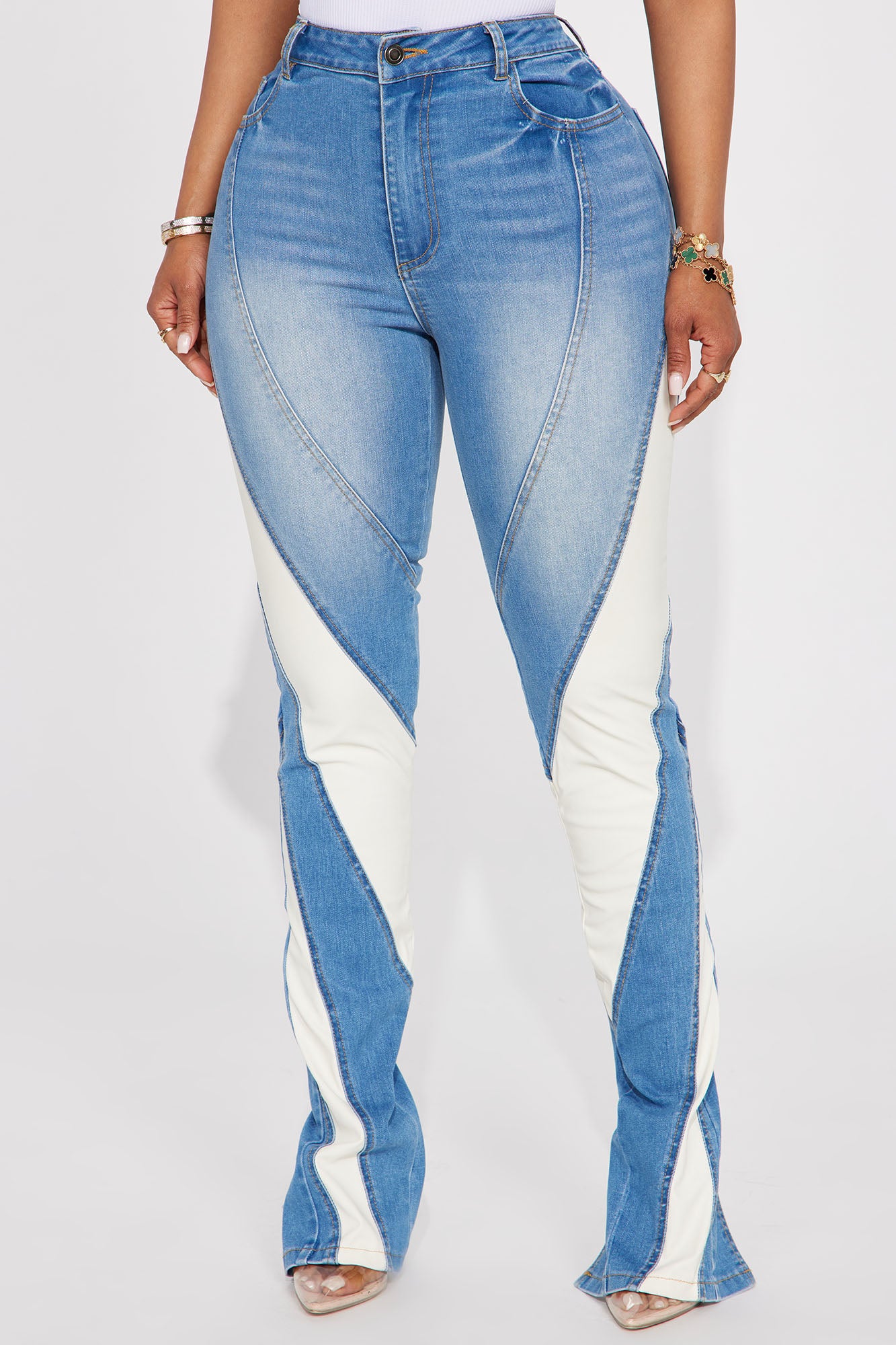 Stepping Up Split Hem Skinny Jeans - Medium Wash - Image 3