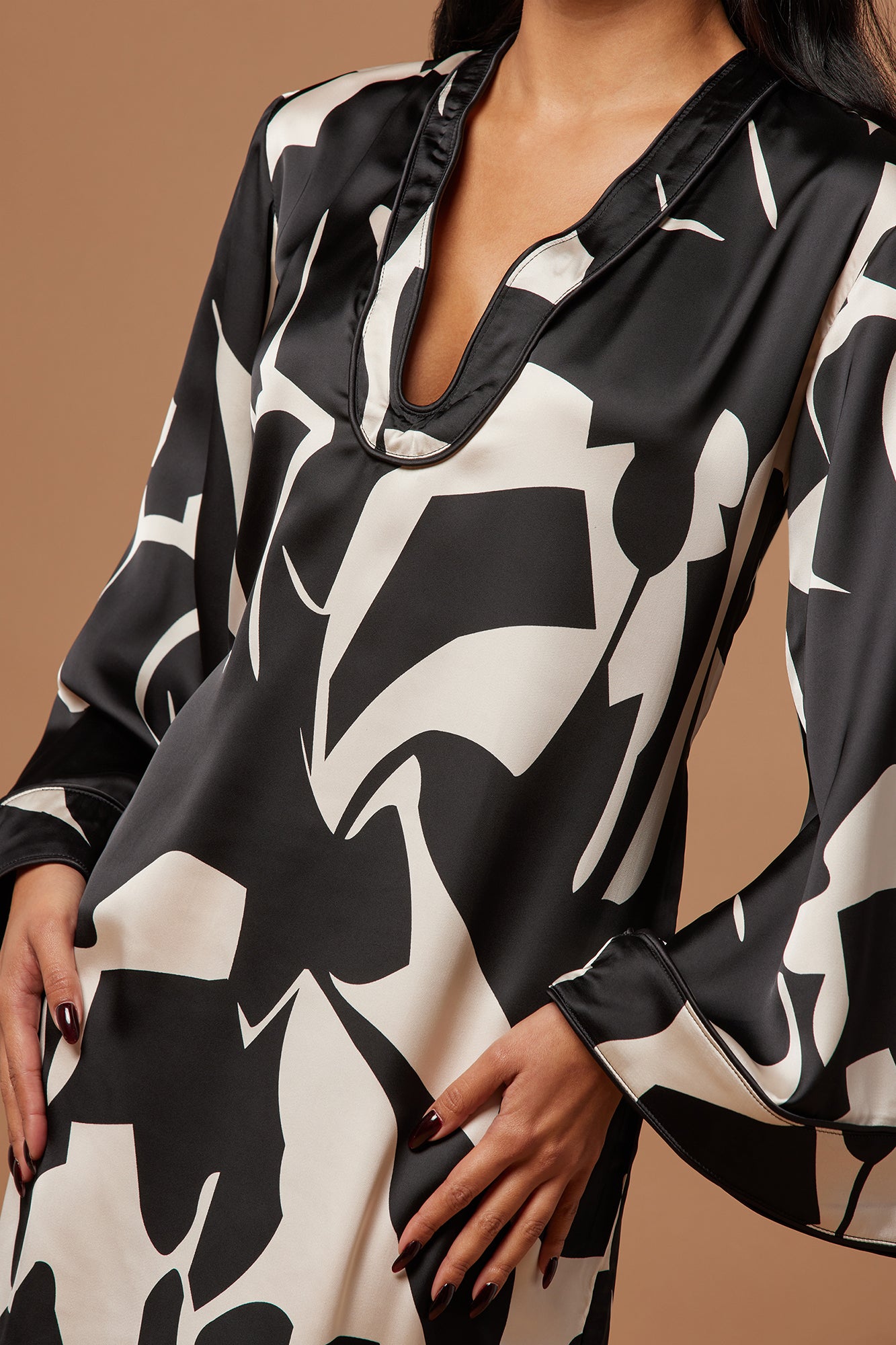 Seoul Satin Kaftan Maxi Dress - Black/combo - Image 3