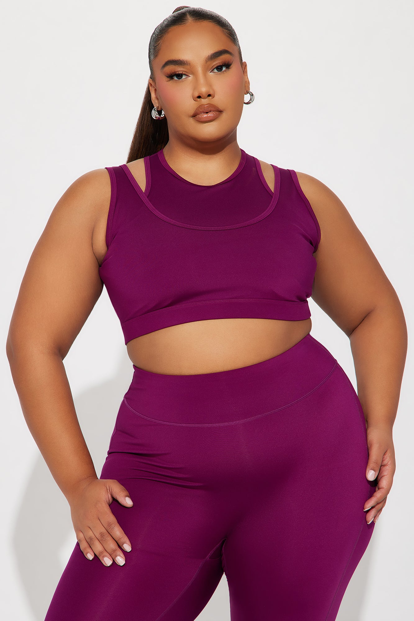 Pedal Pusher Elevate Sports Bra - Plum - Image 4