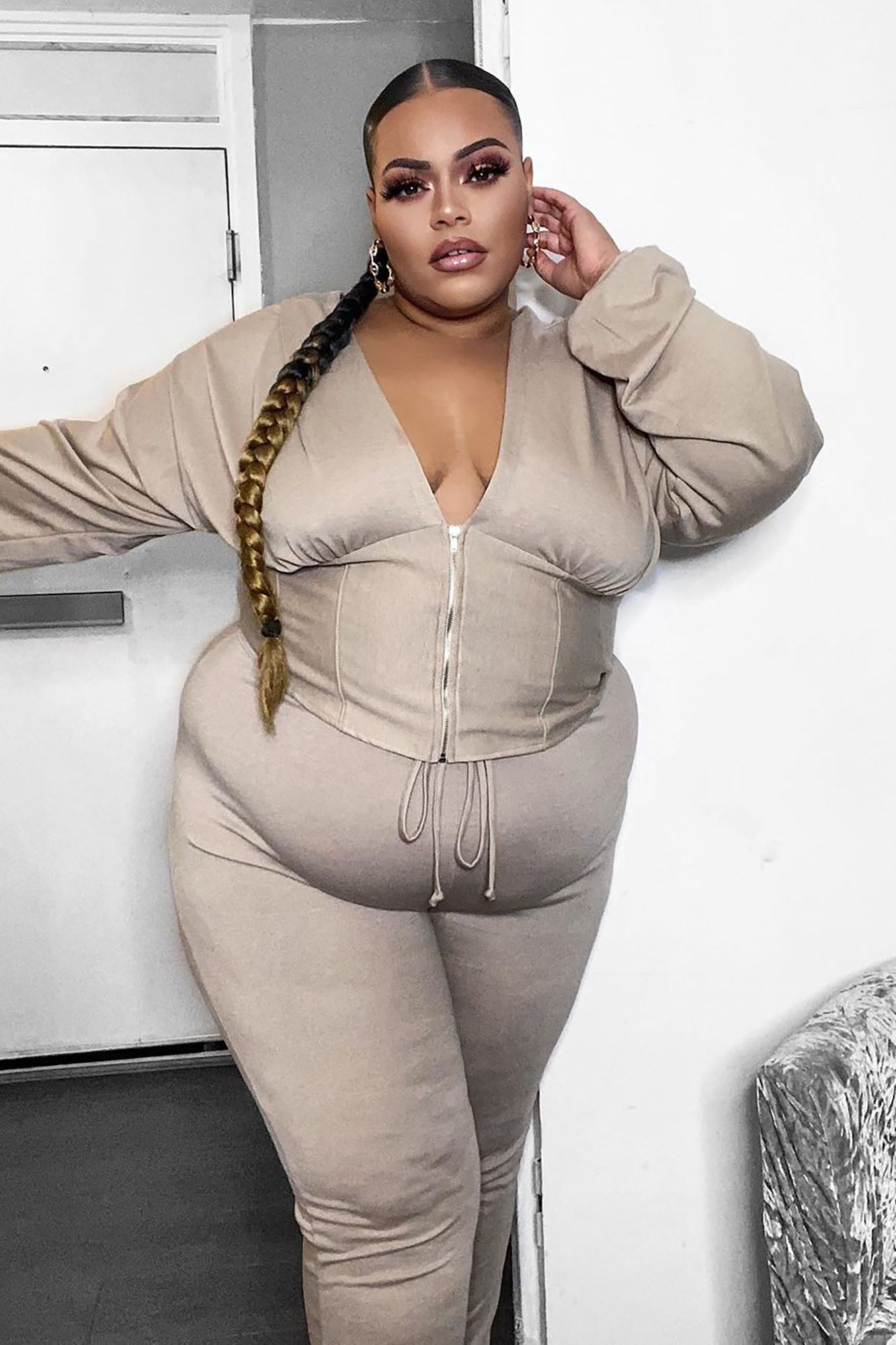 Better Than Ever Hoodie Set - Taupe - Image 8